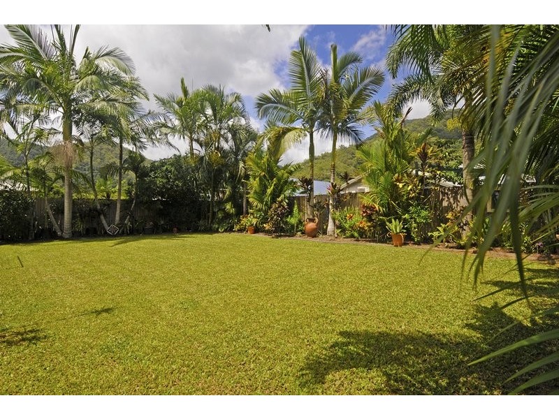 22 William Hickey Close, Redlynch QLD 4870