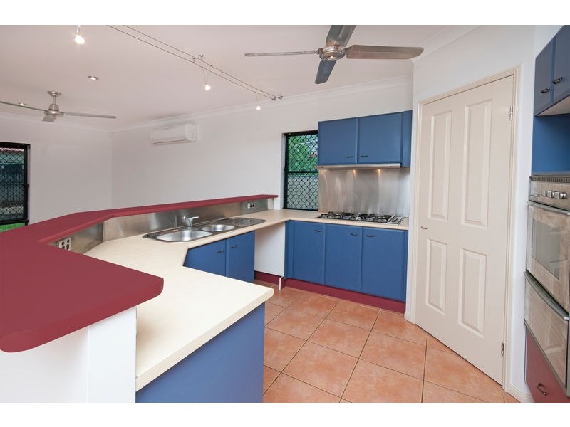 4 Caneland Court, Redlynch QLD 4870