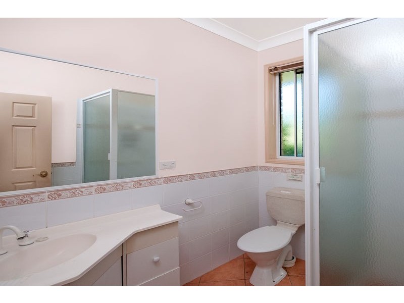 3 Crystal Close, Redlynch QLD 4870