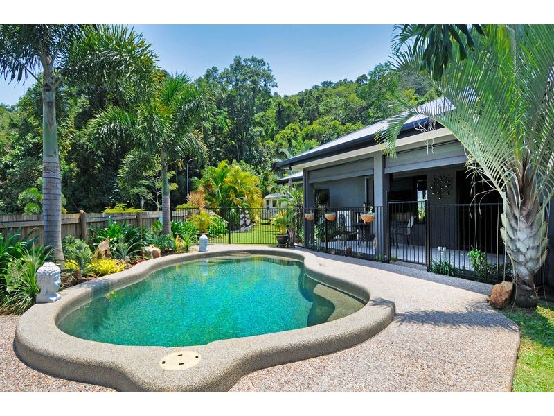14 Lum Jim Street, Redlynch QLD 4870