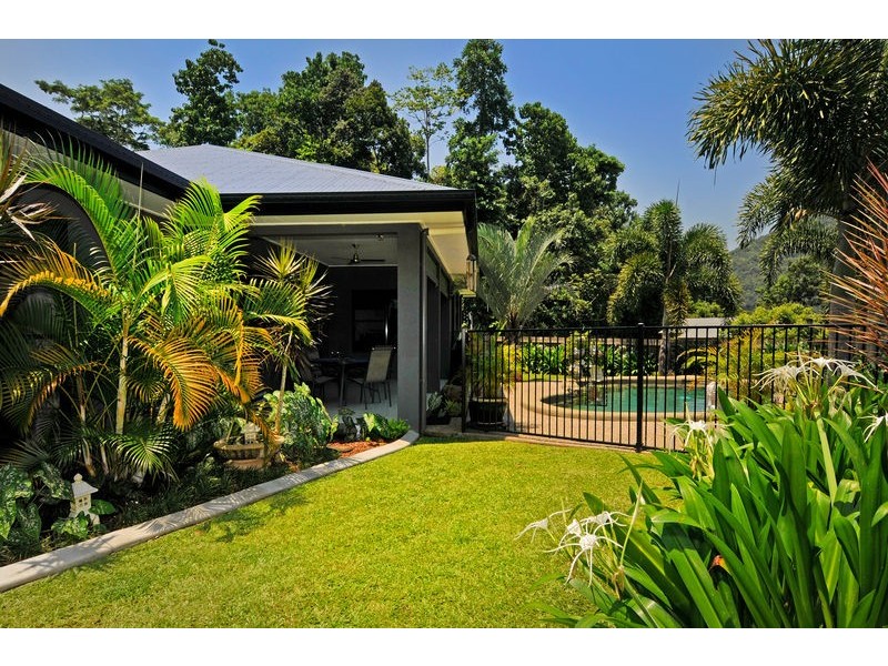 14 Lum Jim Street, Redlynch QLD 4870