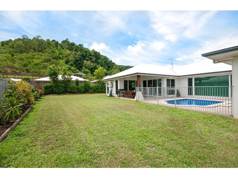 29 John Malcolm Street, Redlynch QLD 4870