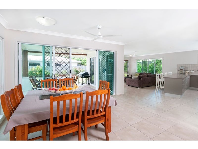 29 John Malcolm Street, Redlynch QLD 4870