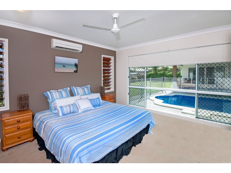 29 John Malcolm Street, Redlynch QLD 4870