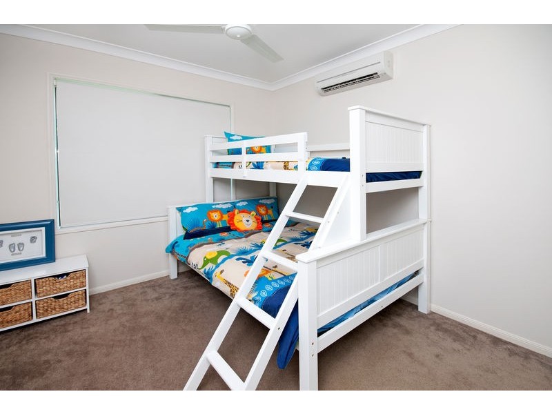 29 John Malcolm Street, Redlynch QLD 4870