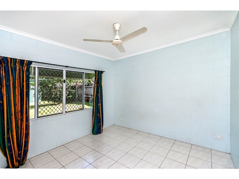 3 Saligna Street, Redlynch QLD 4870