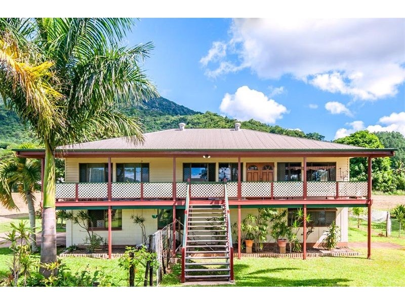 86 Intake Road, Redlynch QLD 4870
