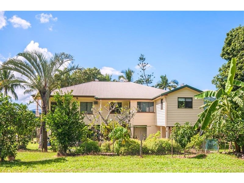 86 Intake Road, Redlynch QLD 4870