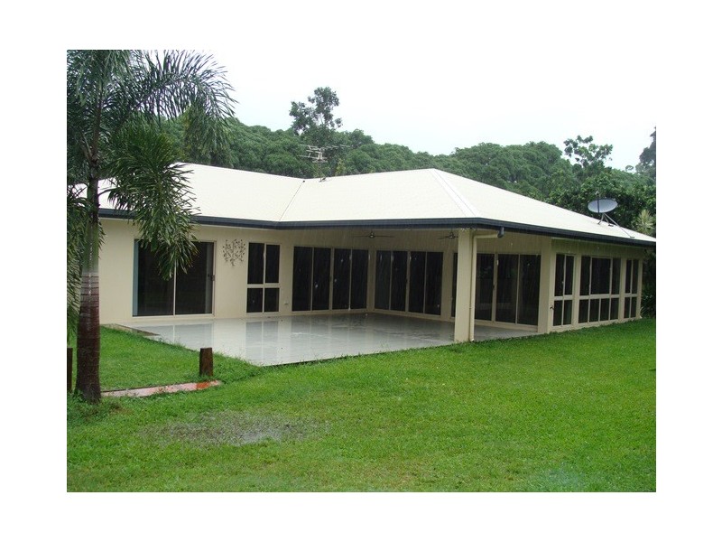 5-7 Mary Parker Drive, Redlynch QLD 4870