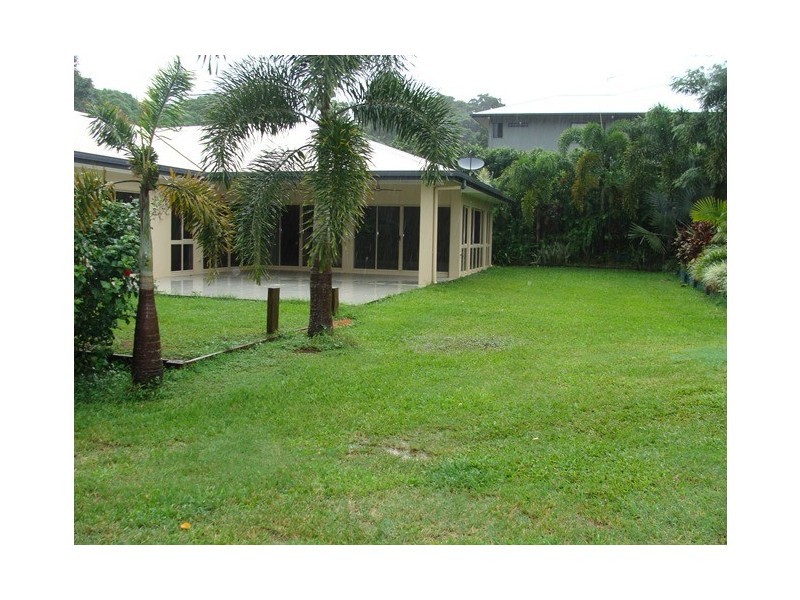 5-7 Mary Parker Drive, Redlynch QLD 4870