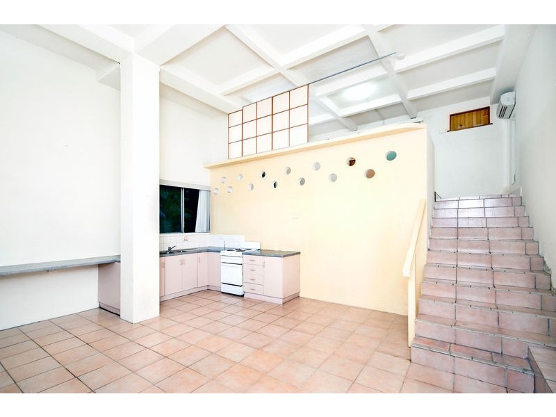 89 Aeroglen Drive, Stratford QLD 4870