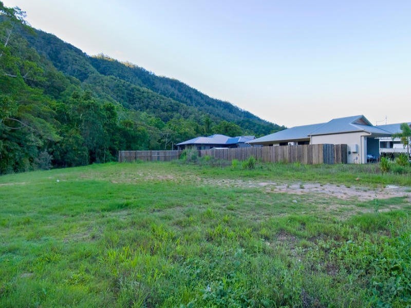 12 Stringer Close, Redlynch QLD 4870