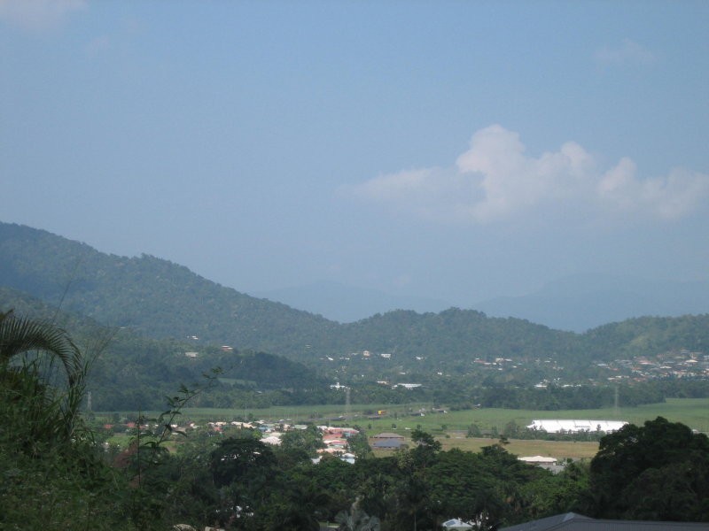 13 Buckinghamia Close, Redlynch QLD 4870