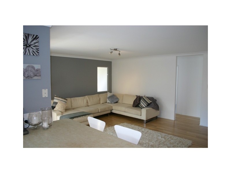 10 Noosa Drive, Secret Harbour WA 6173