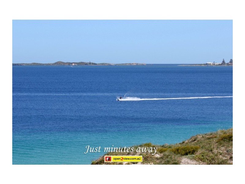 27 Hawker Street, Safety Bay WA 6169