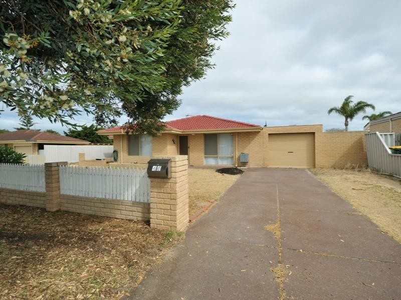 45 Jubilee Drive, Waikiki WA 6169
