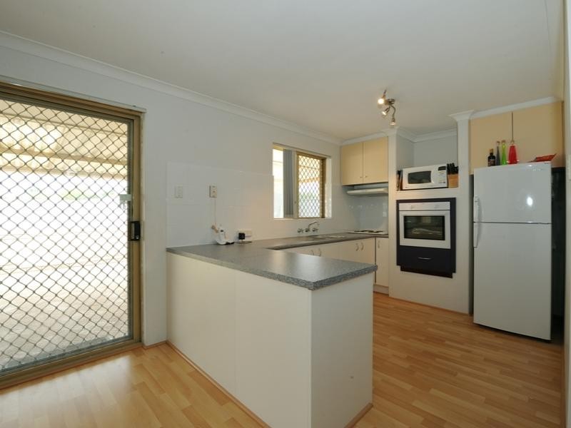 45 Jubilee Drive, Waikiki WA 6169