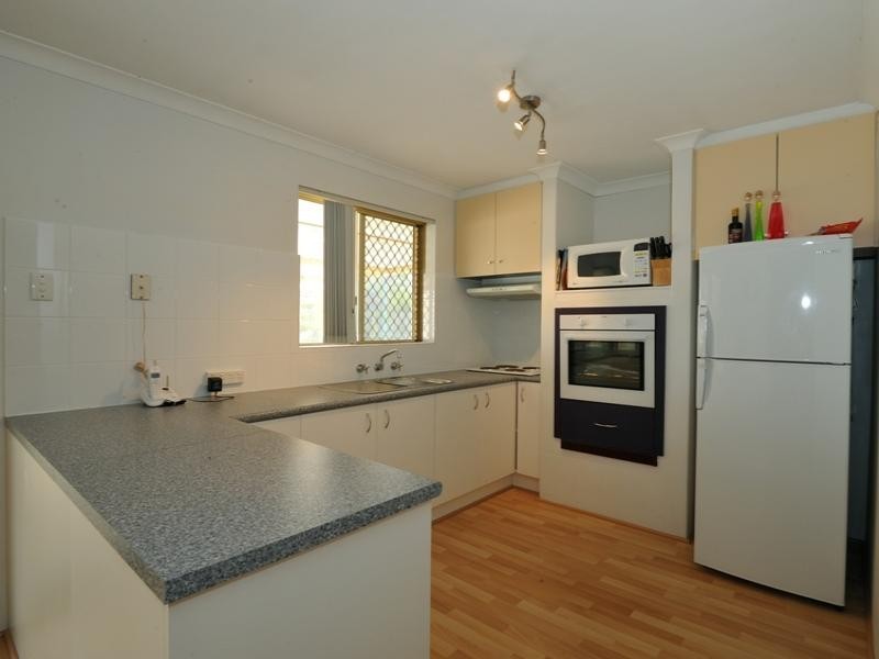 45 Jubilee Drive, Waikiki WA 6169