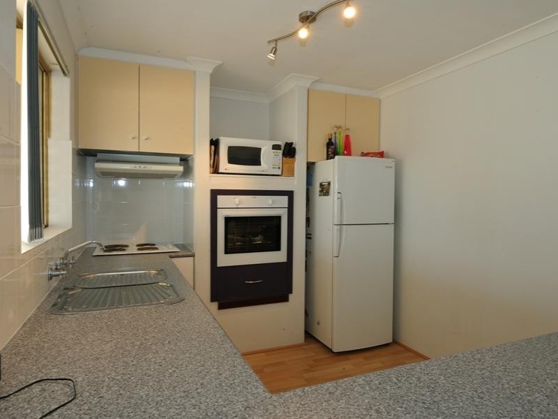 45 Jubilee Drive, Waikiki WA 6169