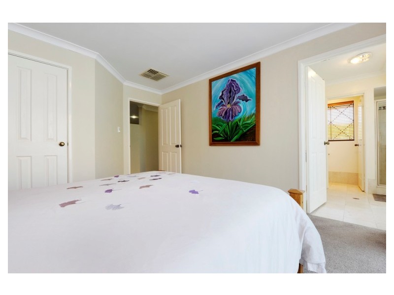 2 Menton Place, Secret Harbour WA 6173