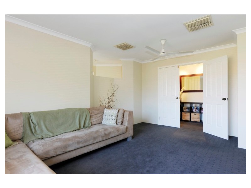 2 Menton Place, Secret Harbour WA 6173