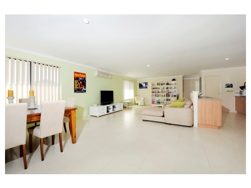 2 Aldersyde Meander, Baldivis WA 6171