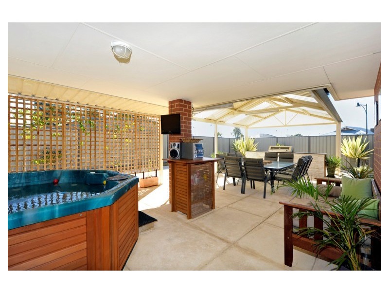 2 Aldersyde Meander, Baldivis WA 6171