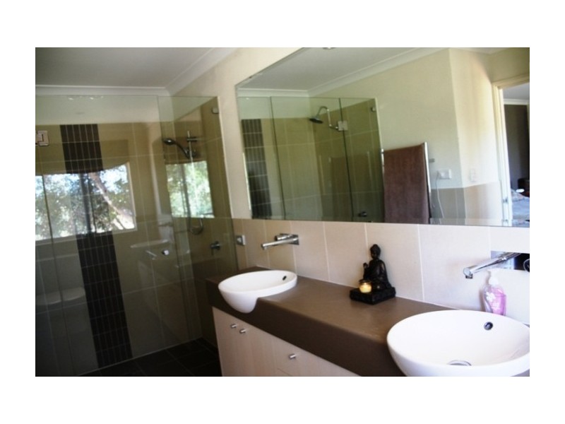 10 Lipscombe Place, Golden Bay WA 6174