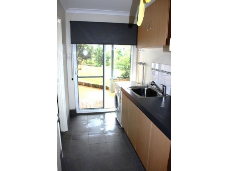 10 Lipscombe Place, Golden Bay WA 6174