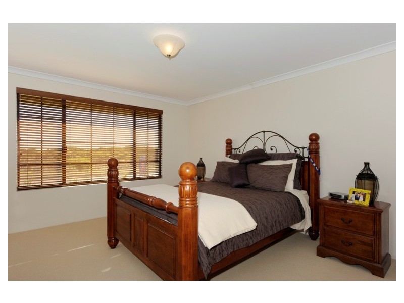 42 Morfontaine Parade, Port Kennedy WA 6172