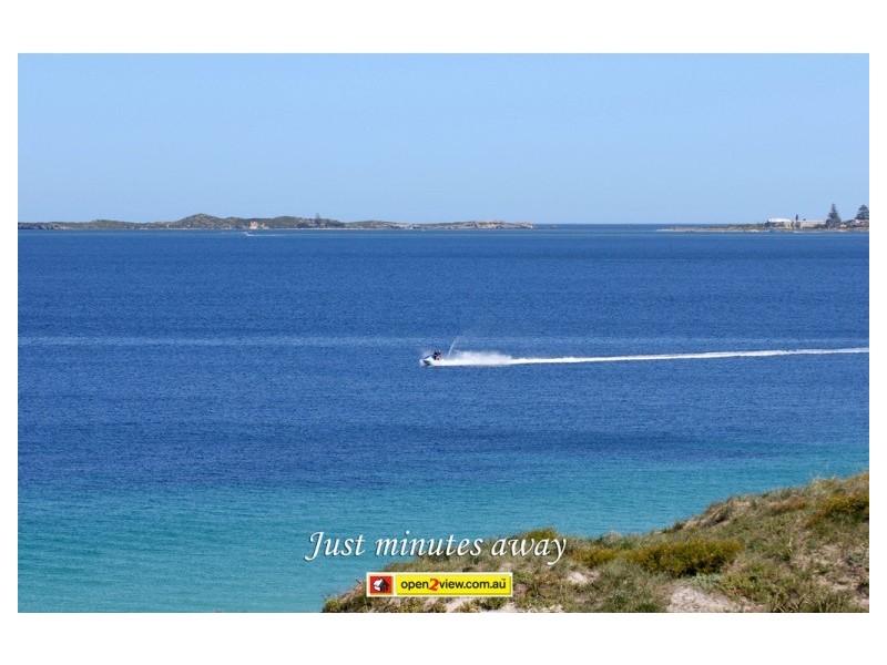 42 Morfontaine Parade, Port Kennedy WA 6172