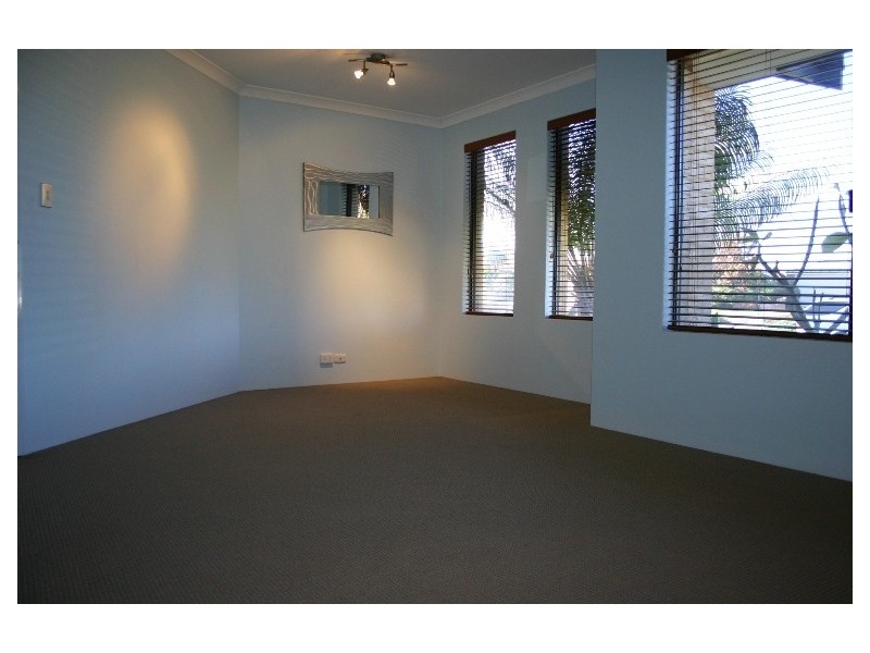 190 Grand Ocean Boulevard, Port Kennedy WA 6172