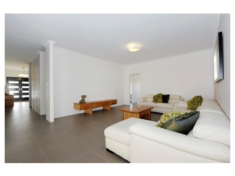 18 Villa Park Way, Baldivis WA 6171
