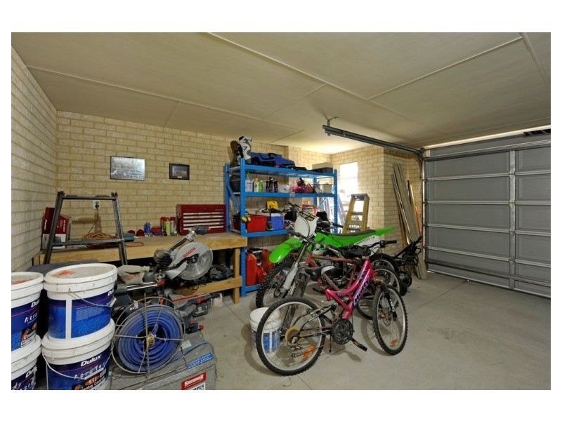 7 Woorabinda Rise, Lakelands WA 6180