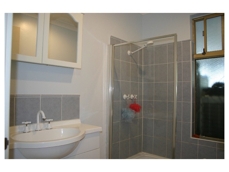 4 Lyons Court, Cooloongup WA 6168