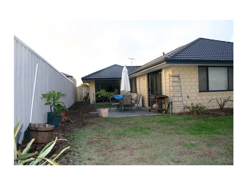 13 Mandalay Bend, Secret Harbour WA 6173