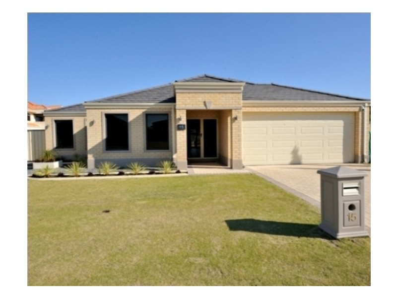 15 Tangier Parkway, Port Kennedy WA 6172