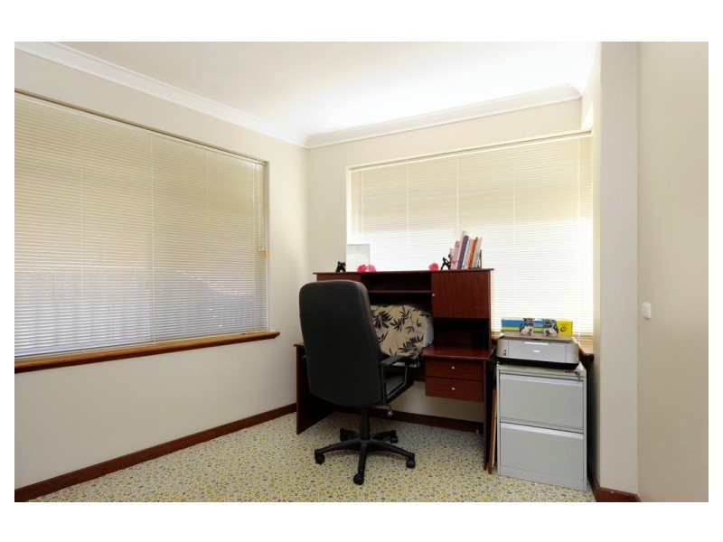 139 Penguin Road, Safety Bay WA 6169