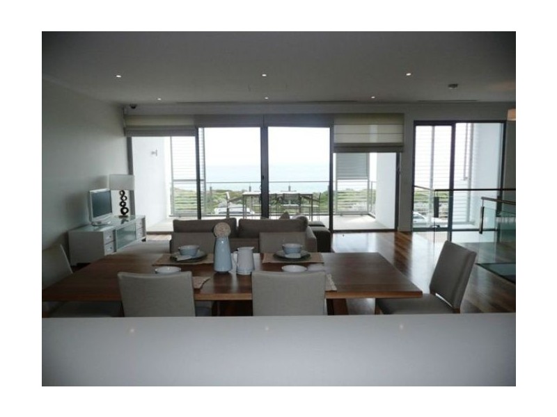 116 Boardwalk Boulevard, Halls Head WA 6210