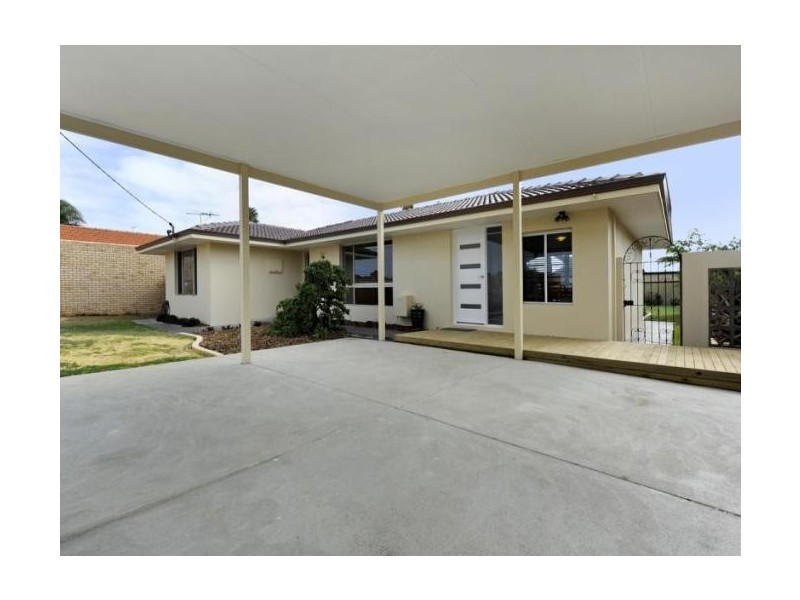 56 Rae Road, Safety Bay WA 6169