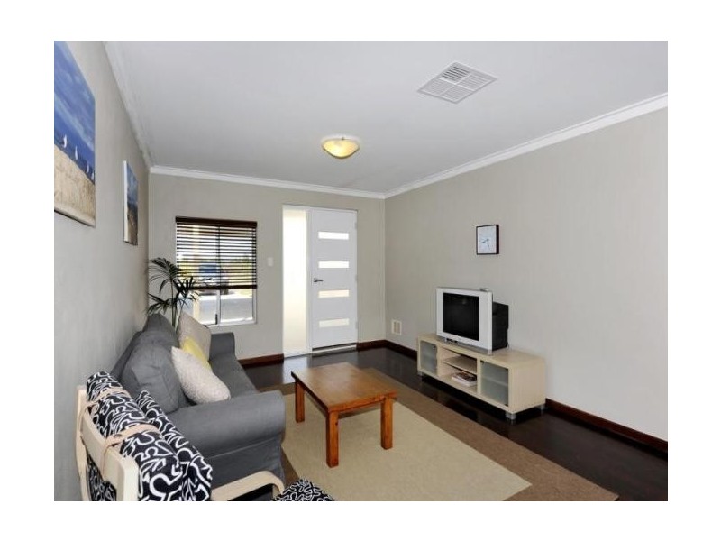 56 Rae Road, Safety Bay WA 6169