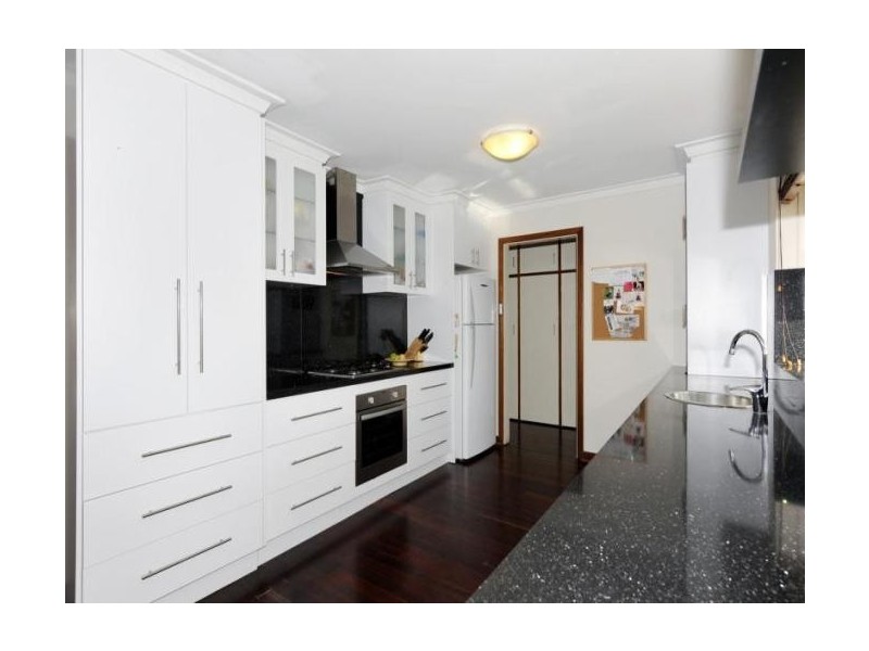 56 Rae Road, Safety Bay WA 6169