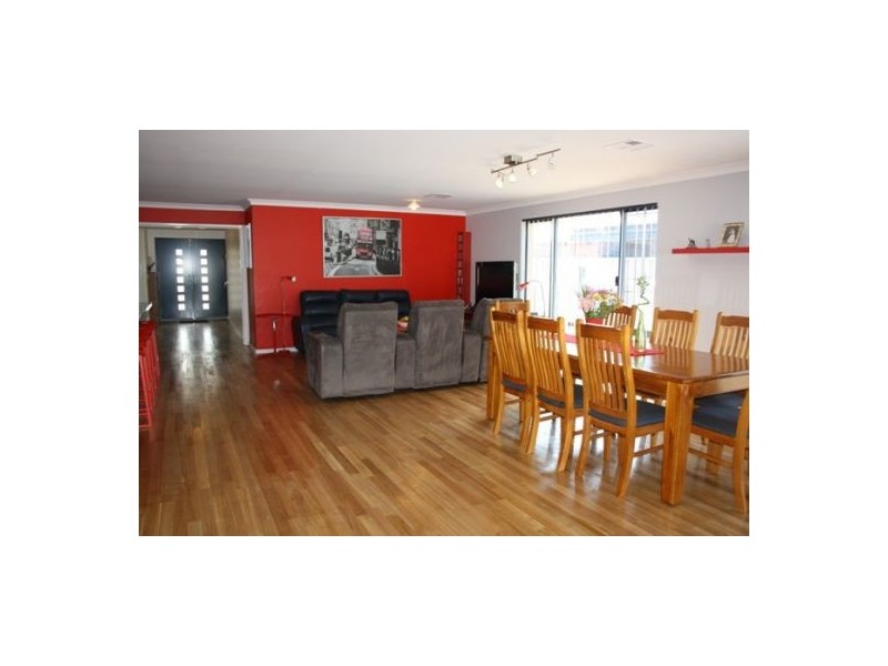 5 Epsilon Drive, Rockingham WA 6168