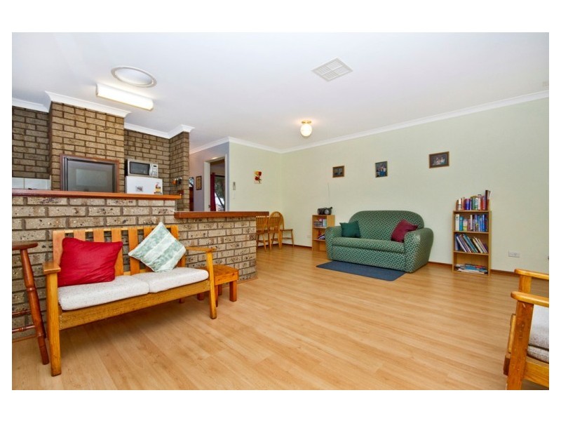 11A Frigate Close, Waikiki WA 6169