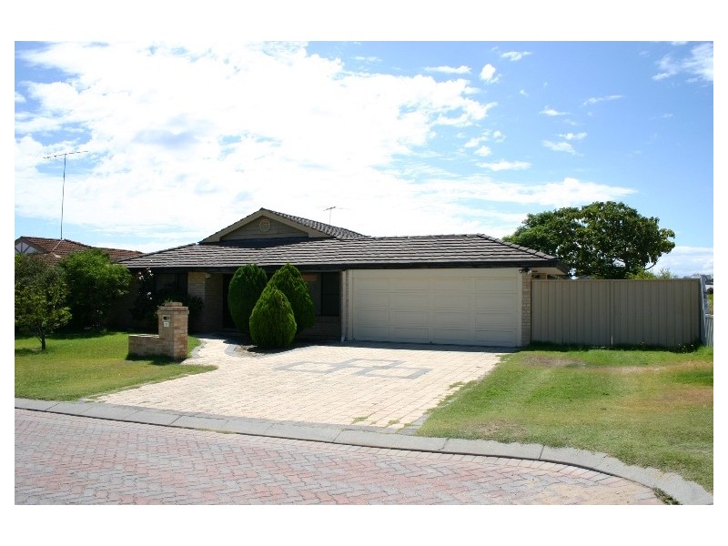 10 Broadbeach Place, Waikiki WA 6169