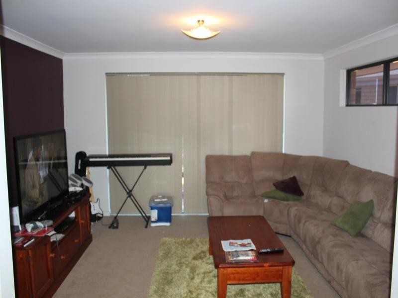 17 Oxenholme Way, Waikiki WA 6169
