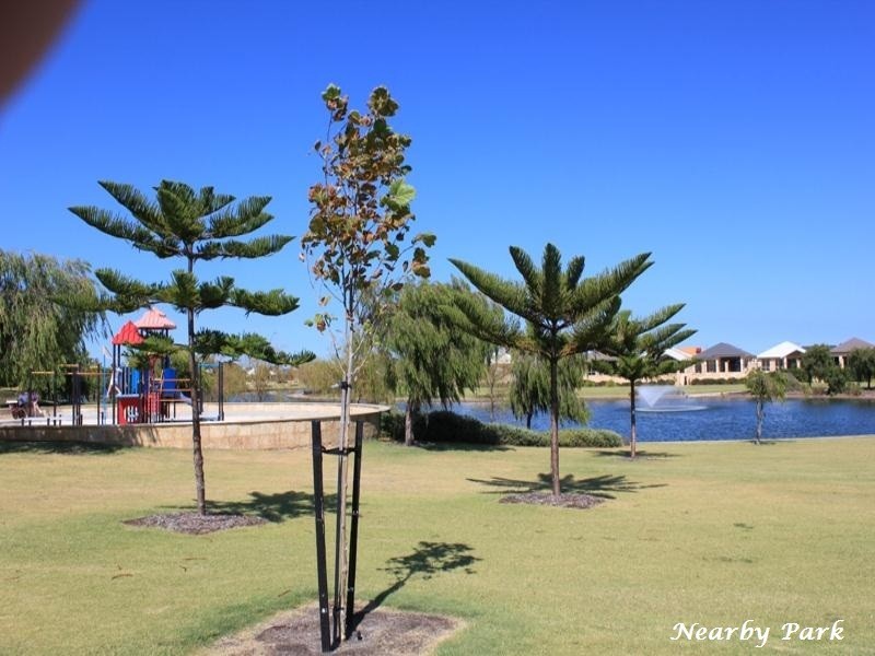 17 Oxenholme Way, Waikiki WA 6169