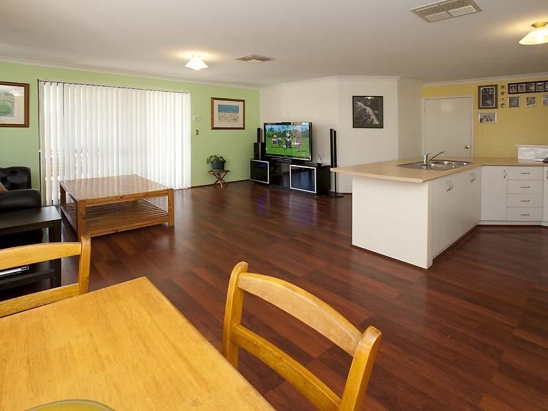 52 Highlander Parade, Rockingham WA 6168