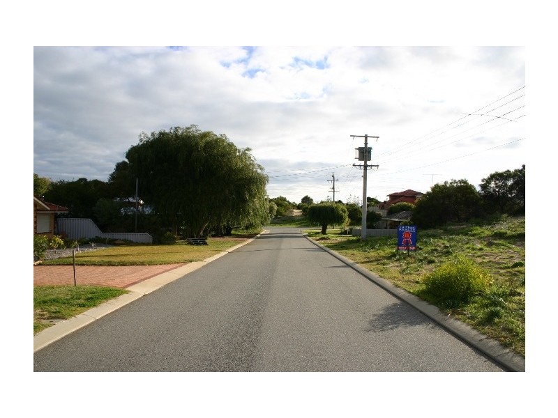 5 Nanga Road, Golden Bay WA 6174