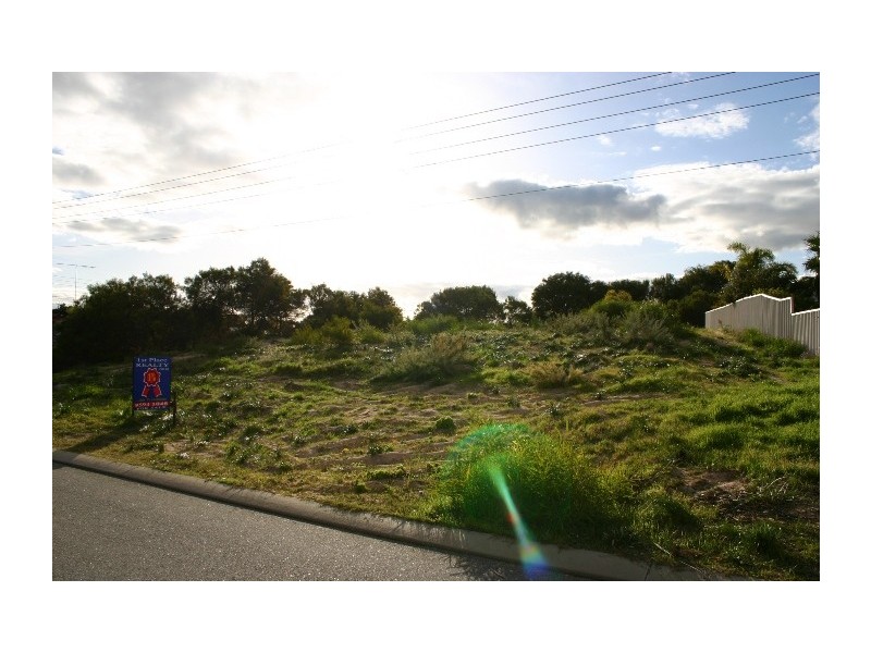 5 Nanga Road, Golden Bay WA 6174